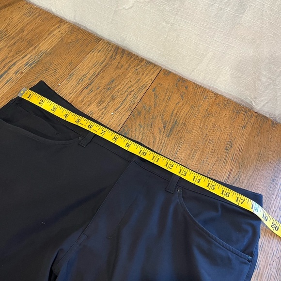 Lululemon Men’s Black Pants – Size 34🖤 - Picture 3 of 7